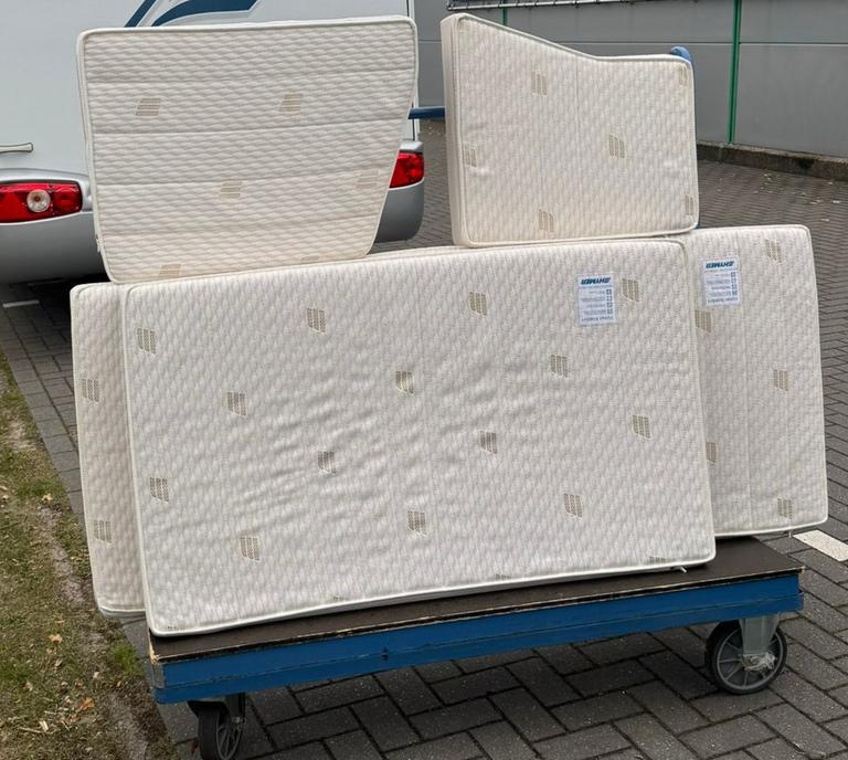 Originele Hymer matrassen voor MLT 580, Ophalen, Zo goed als nieuw