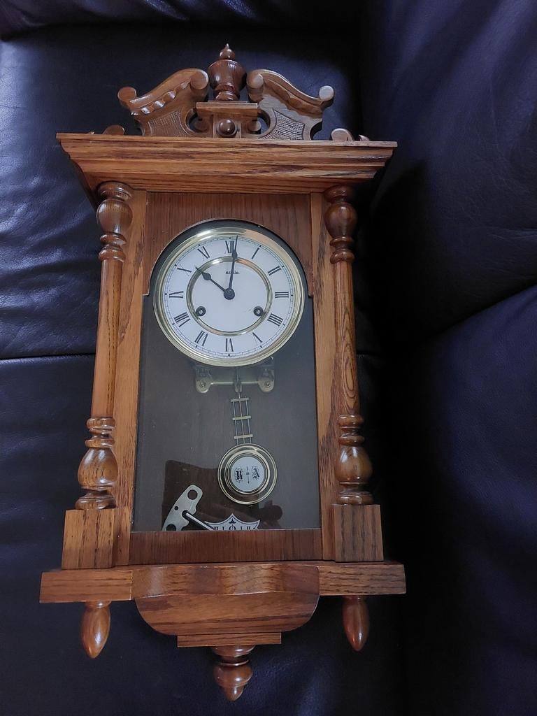 Antieke klok, Ophalen