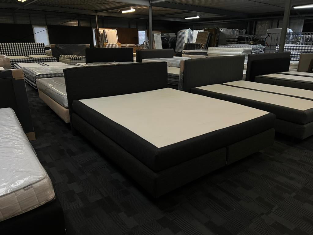 Auping boxspring 180x210 met 1 gehele matras event. Pullman, Huis en Inrichting, Slaapkamer | Bedden, Ophalen, 210 cm, Tweepersoons