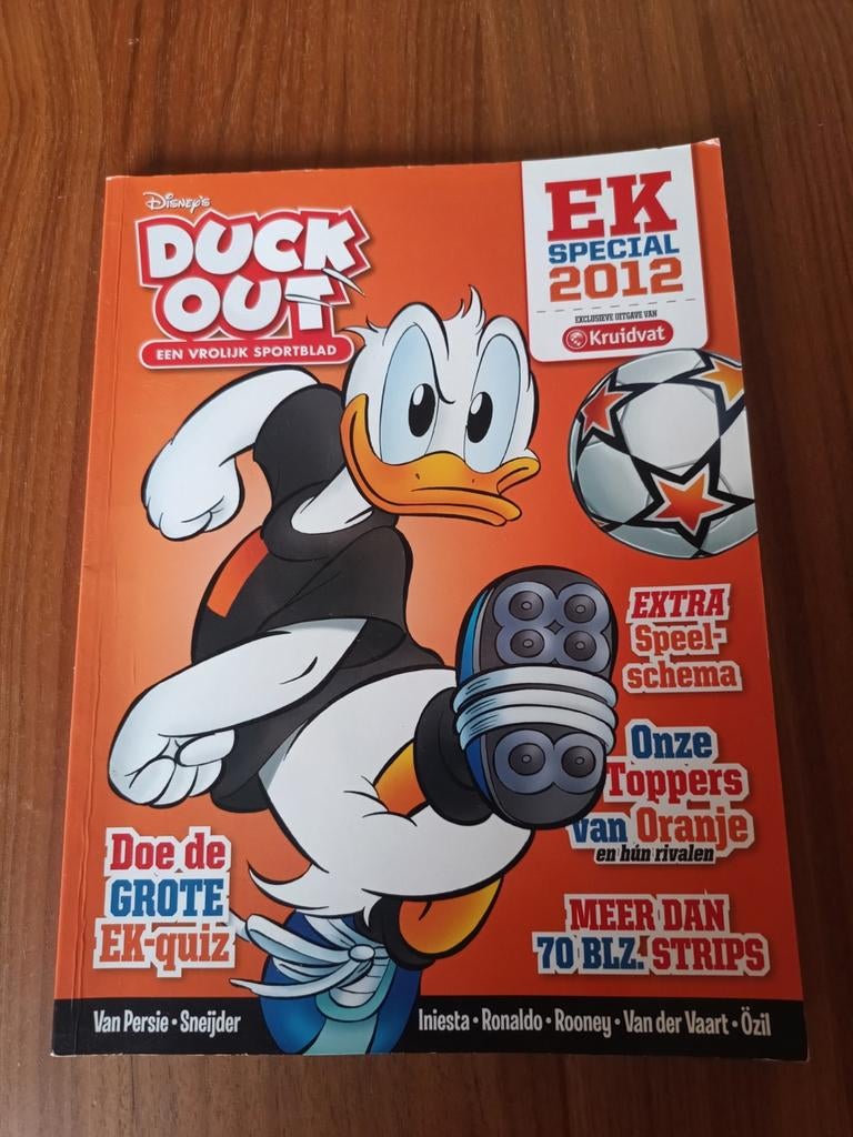 Duck Out EK Special 2012 - Donald Duck Sportblad, Ophalen of Verzenden, Zo goed als nieuw