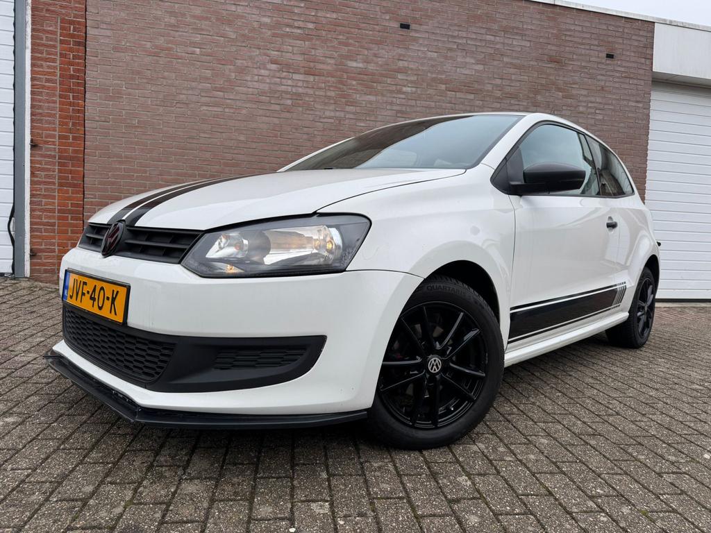Volkswagen Polo 1.2 SPORT *APP CARPLAY*GTI LOOK, Auto's, Volkswagen, Voorwielaandrijving, 1198 cc, Wit, Bedrijf