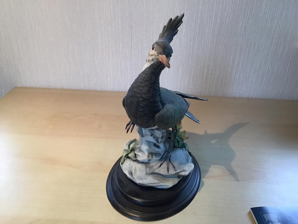 Duif met kap hoog 27cm, Ophalen, Gebruikt