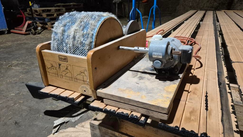 Louët kaardemolen met krachtstroom ondersteuning, Hobby en Vrije tijd, Ophalen of Verzenden, Figuurtje(s)