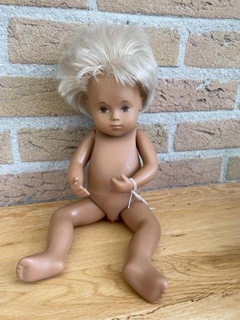 Sasha baby boy blond, Verzamelen, Poppen, Ophalen of Verzenden, Gebruikt, Pop