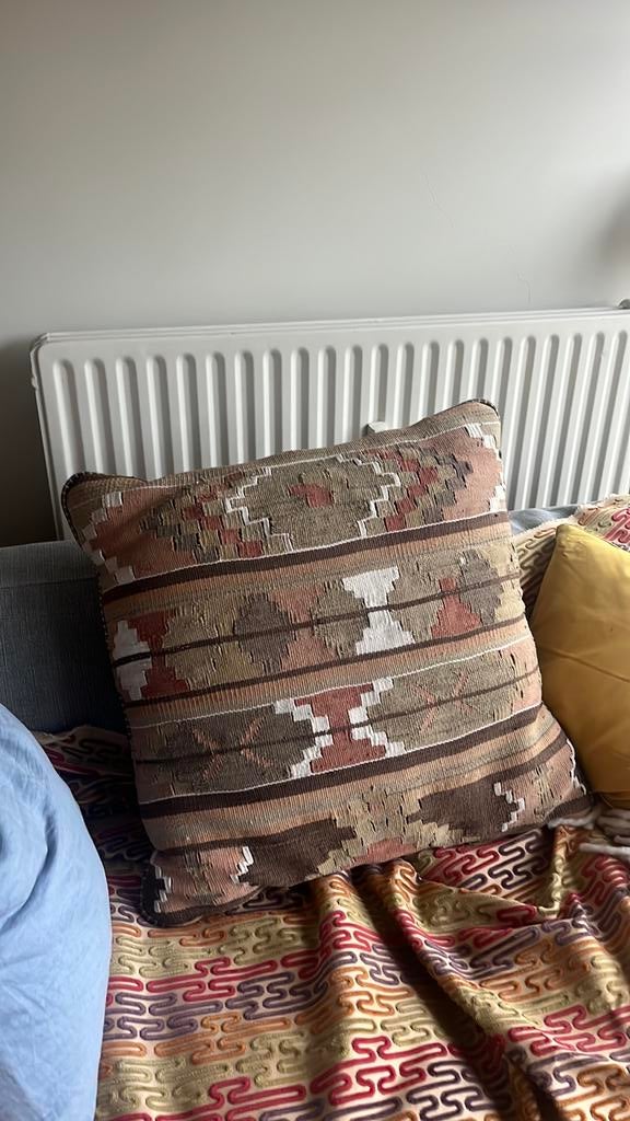 Groot Kelim Sierkussen, Ophalen, Zo goed als nieuw, Bruin, Vierkant