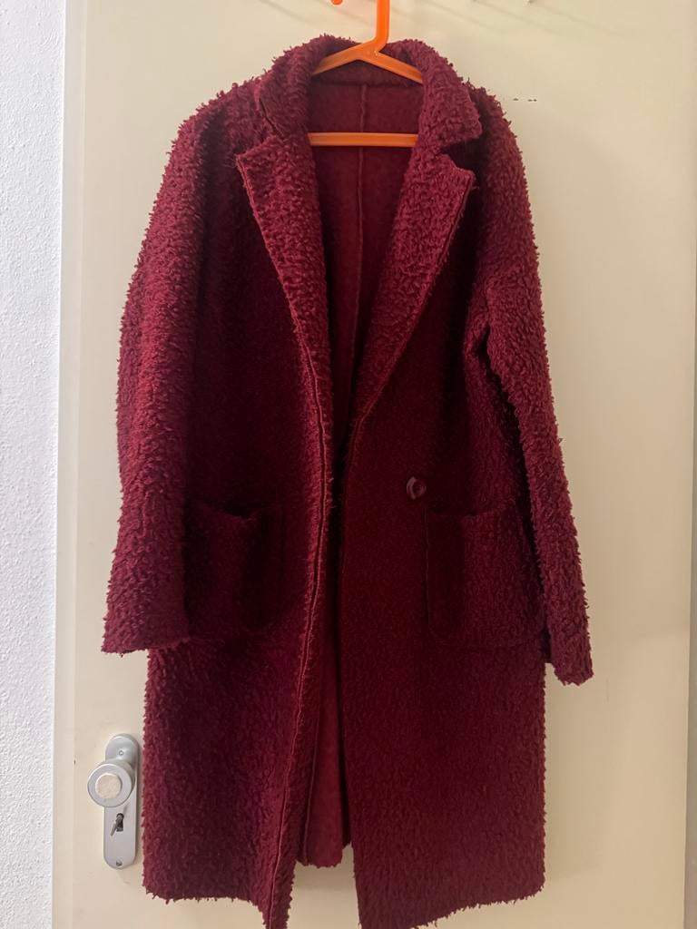 Bordeaux teddy jas - maat M, Kleding | Dames, Jassen | Winter, Ophalen of Verzenden, Zo goed als nieuw, Maat 38/40 (M), Rood