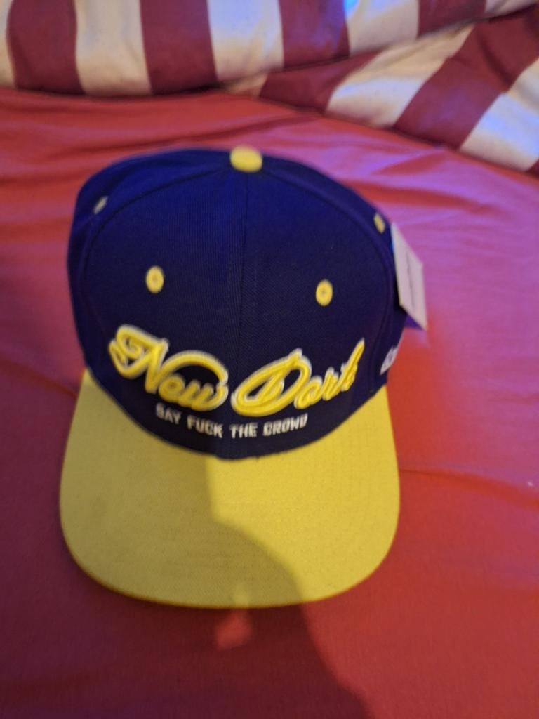 Caps van Tednfred, Ophalen of Verzenden, Nieuw