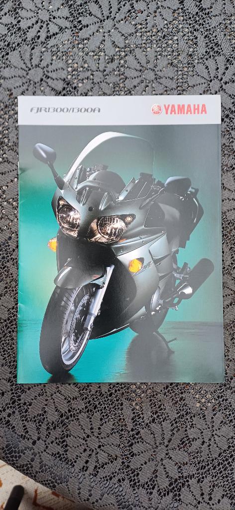 Originele folder Yamaha FJR 1300 1300A 2003-2005, Motoren, Ophalen of Verzenden, Yamaha
