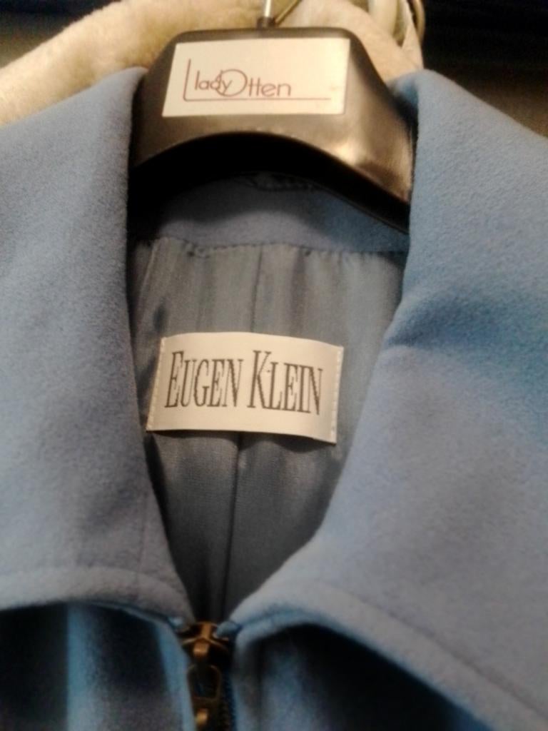 Grijsblauw mooie  wollen jasje maat 44 medium, Ophalen of Verzenden