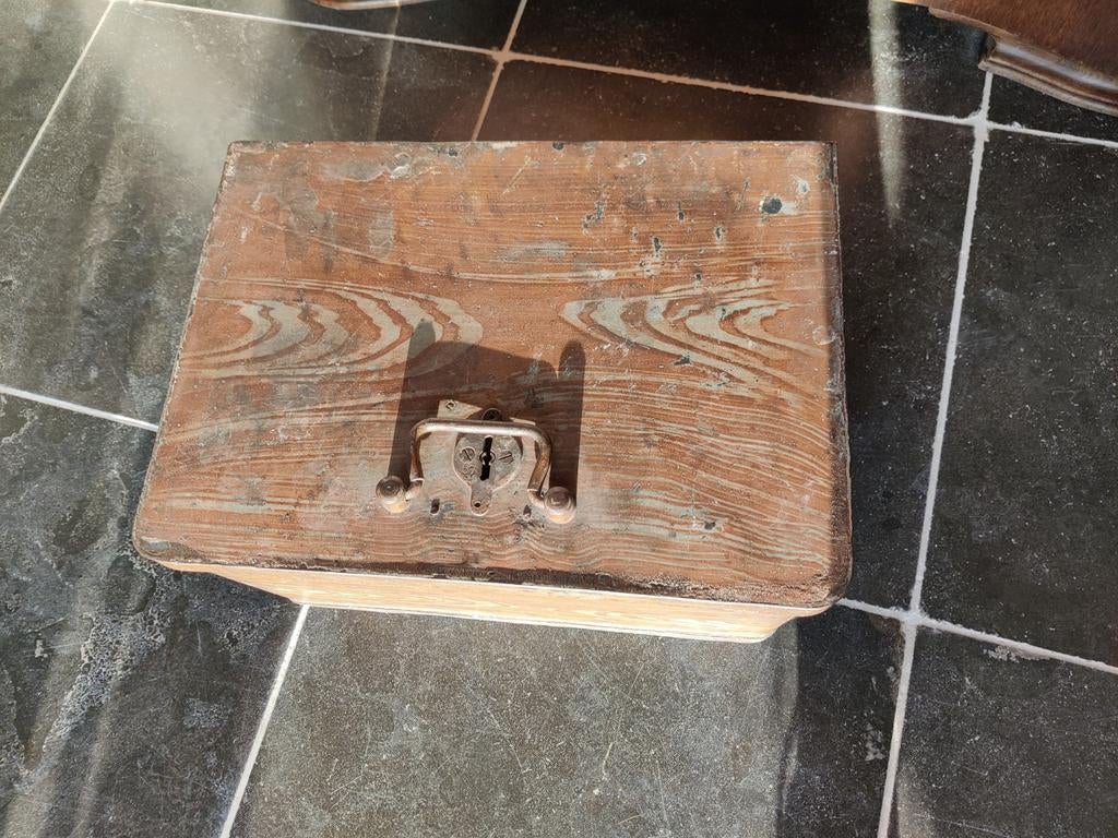 Ijzeren scheepskist, decoratief gehout!, Ophalen of Verzenden