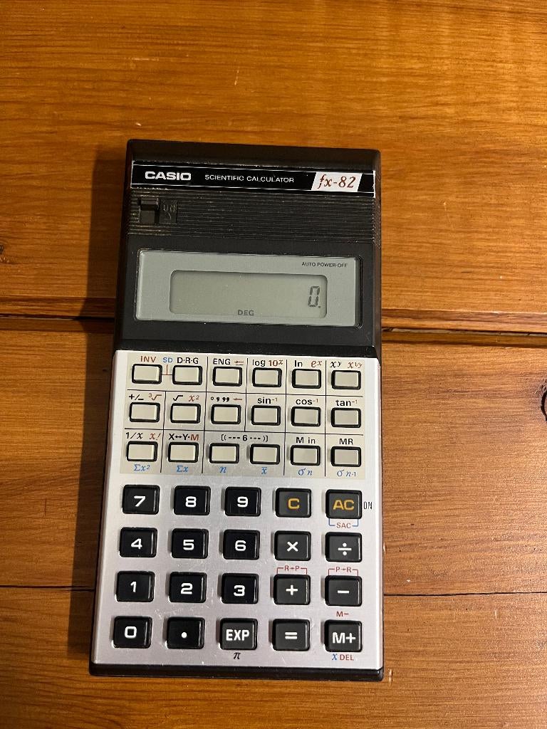 Vintage Casio FX-82 rekenmachine calculator telmachine, Ophalen, Gebruikt