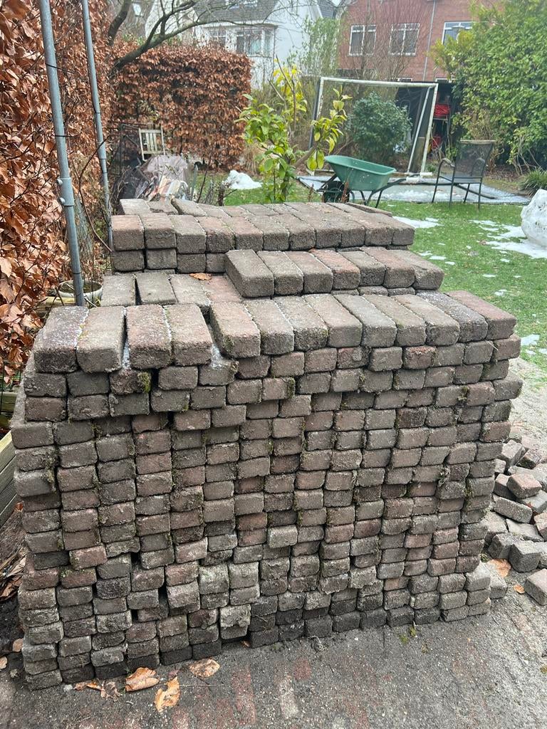 Bakstenen / Klinkers, gratis af te halen, Tuin en Terras, Gebruikt, Klinkers, Ophalen of Verzenden, Minder dan 5 m²