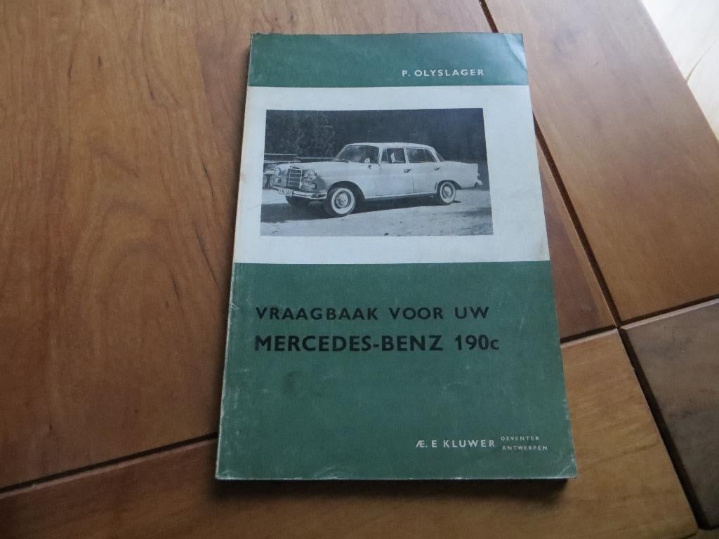 Vraagbaak Mercedes-Benz 190c W110 Heckflosse 1963-1966, Ophalen of Verzenden