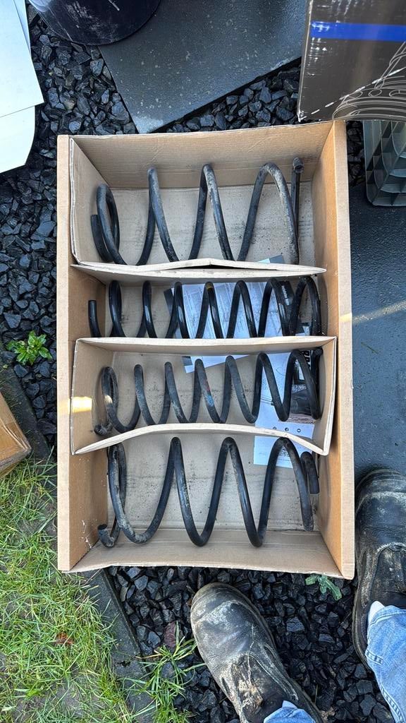 Chassis veren Volvo V40 2.0 T4, Auto-onderdelen, Ophalen, Volvo