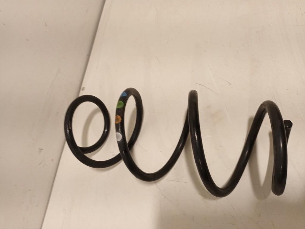 Spiraalveer achter links of rechts uitwisselbaar Mercedes-Be, Onderdelen@venauto.nl, Van der Ven Autorecycling B.V., Gebruikt