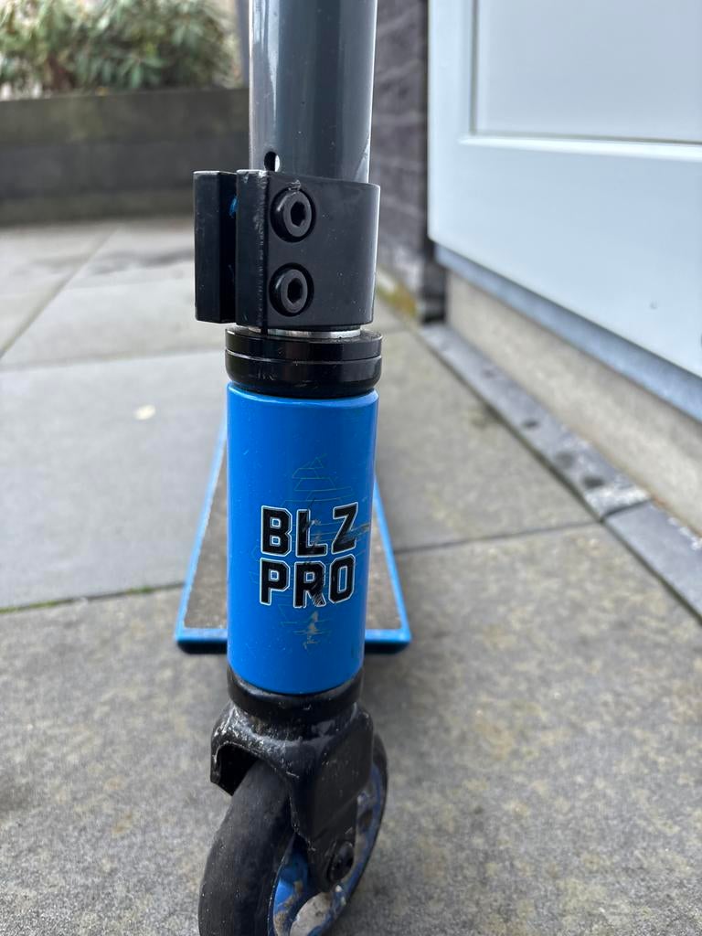Stuntstep - BLZ Pro, Fietsen en Brommers, Steps, Ophalen of Verzenden, Gebruikt, Gewone step