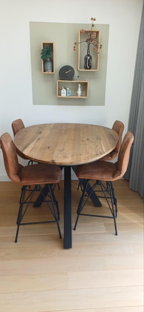 Xooon bartafel met 4 barkrukken, Ophalen, 60 tot 90 cm, Met voetsteun, Zo goed als nieuw