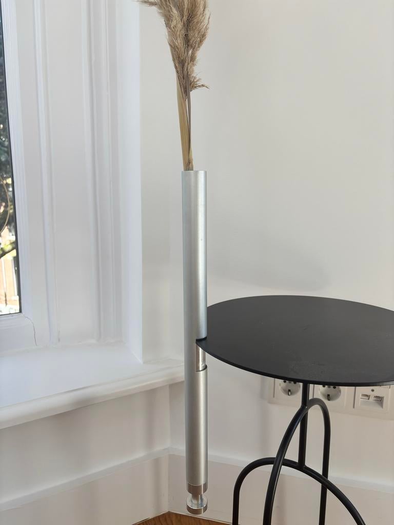 Cilindervormige RVS vaas met klemsysteem, 20 cm hoog, Huis en Inrichting, Woonaccessoires | Vazen, Gebruikt, Overige kleuren, Minder dan 50 cm