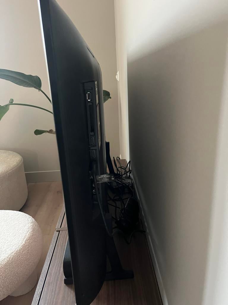 Samsung Crystal UHD 43DU7170 (2024) met soundbar, Ophalen, LED, 50 Hz, Zo goed als nieuw