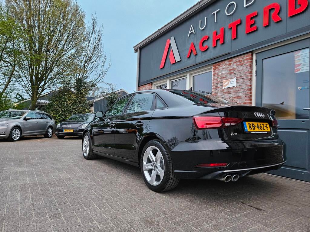 Audi A3 Limousine 1.5 TFSI CoD Sport Lease Edition 150PK! NA, Auto's, Audi, Voorwielaandrijving, Euro 6, 4 cilinders, Zwart