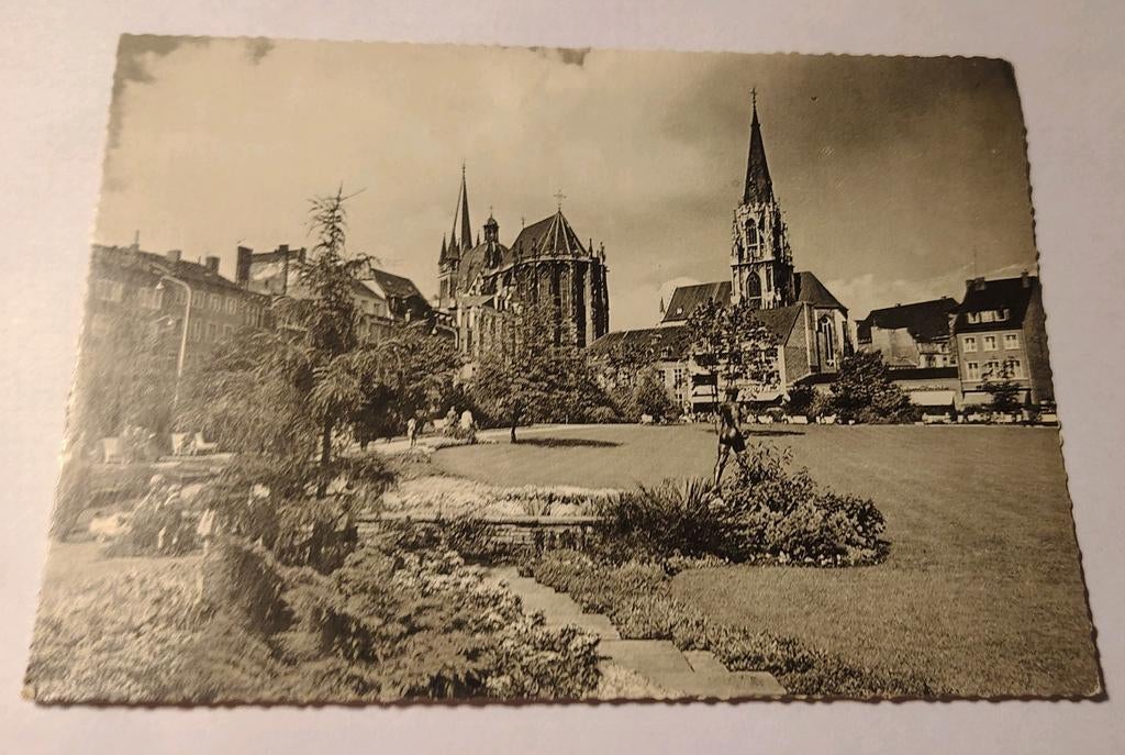 Duitsland BAD AACHEN • Elisengarten und Dom, Ophalen of Verzenden, Duitsland