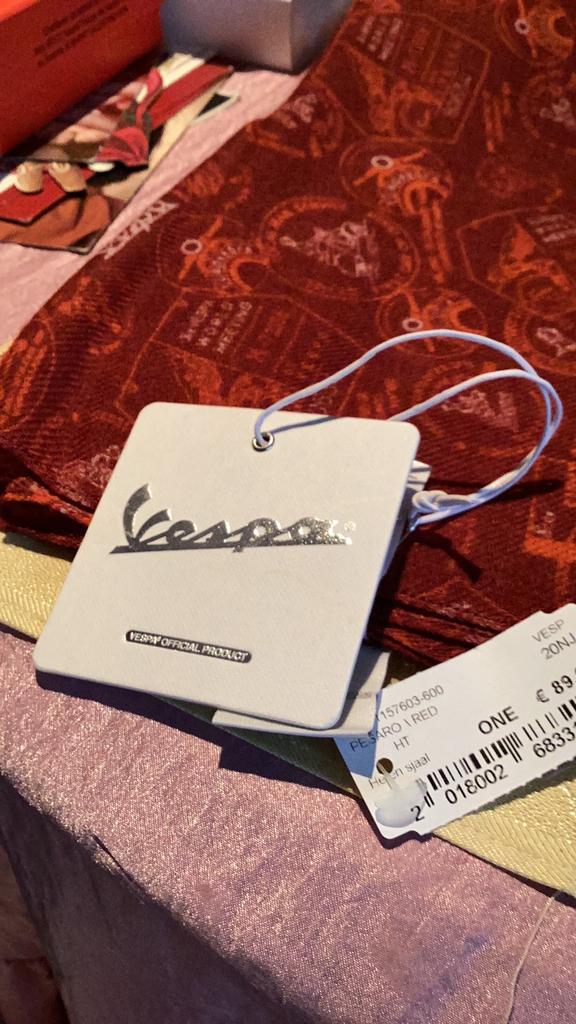 Vespa sjaal, Verzenden, Zo goed als nieuw, Maat 46/48 (XL) of groter, Sjaal