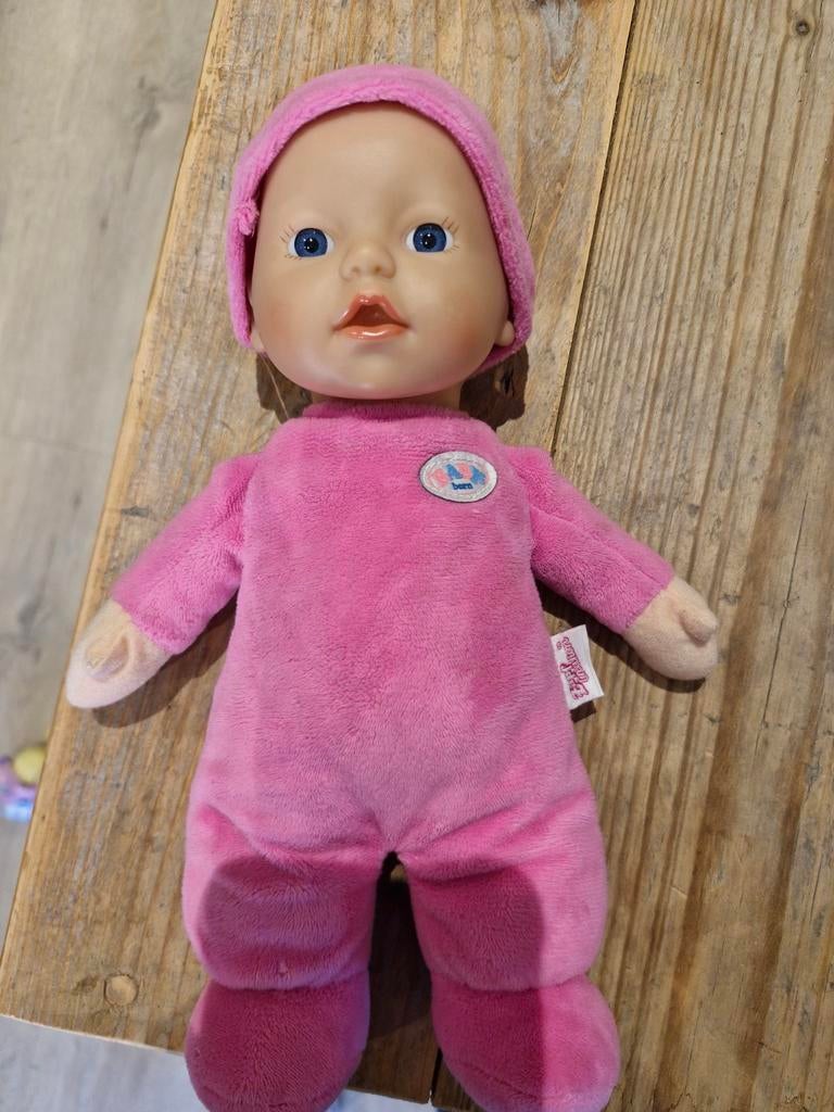 Baby Born knuffelpop roze, Kinderen en Baby's, Speelgoed | Poppen, Ophalen of Verzenden
