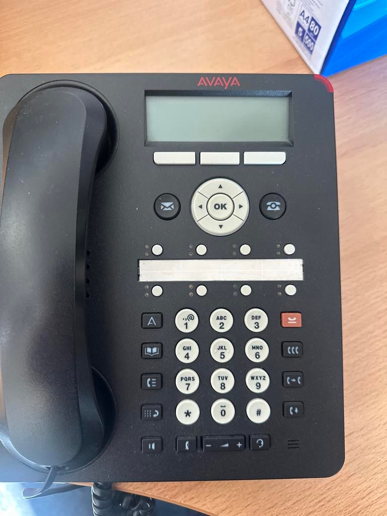 Avaya bureautelefoon 12 stuks !!- Zo goed als nieuw, Ophalen of Verzenden, Gebruikt, 4 handsets of meer