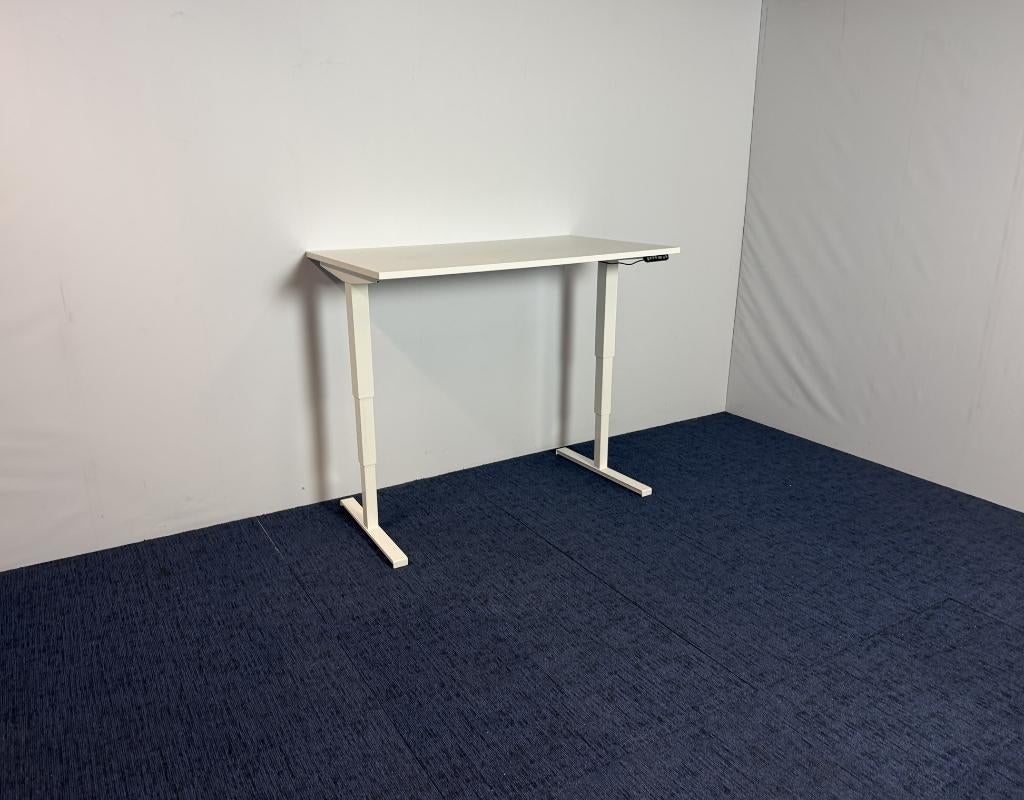 2 x Zit/sta bureau (elektrisch), wit blad & frame, 140 x 80