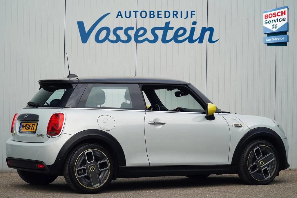 MINI Electric Charged 33 kWh / Incl. BTW / Harm € 13.900,0, Auto's, Mini, 4 stoelen, Lichtsensor, 184 pk, Geïmporteerd
