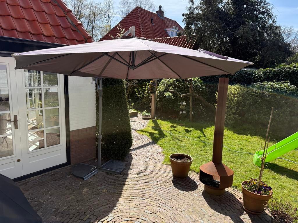 Grote parasol, Ophalen, Verstelbaar, Gebruikt, Zweefparasol