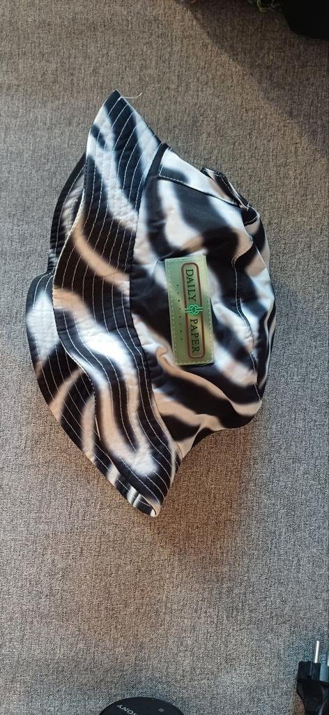 Daily paper buckethat, Ophalen of Verzenden, Zo goed als nieuw, Daily Paper, Jongetje of Meisje