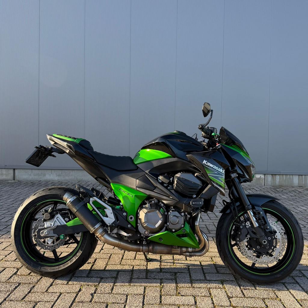 UNIEK! Kawasaki z800 met verschillende opties, Motoren, Motoren | Kawasaki, Sportuitlaat, 4 cilinders, Motorrijbewijs A, Particulier