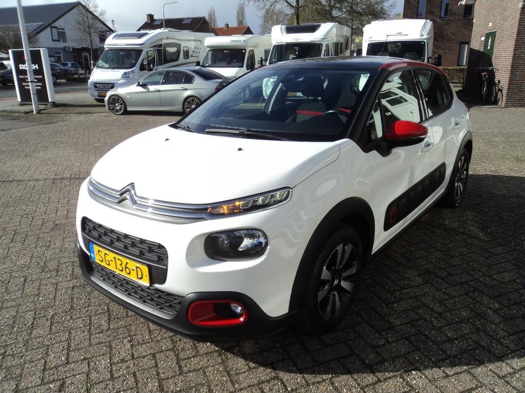 Citroen C3 1.2 PureTech S&S Shine Camera Trekhaak Cruise, Gebruikt, 1199 cc, 450 kg, Origineel Nederlands