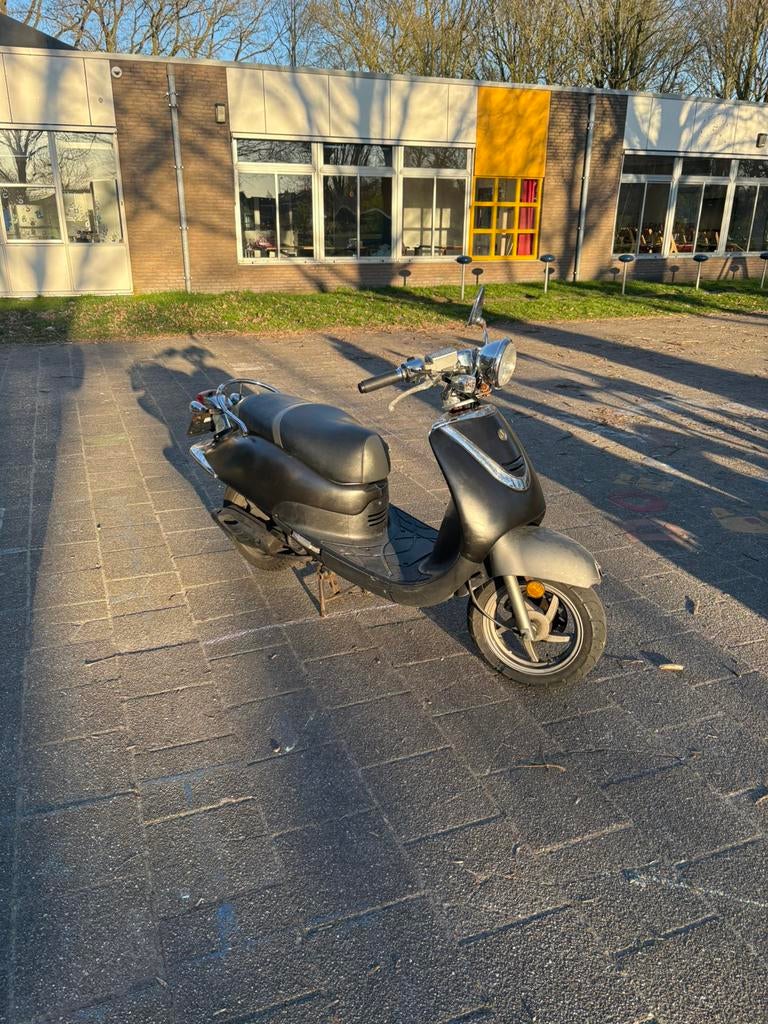 Sym Allo brom, Ophalen, Zo goed als nieuw, Benzine, Allo