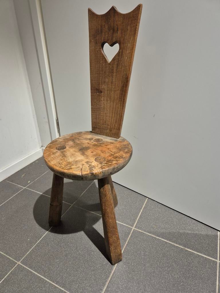 Vintage brutalist stoel driepoot kruk, Ophalen, Gebruikt, Onbekend, Onbekend