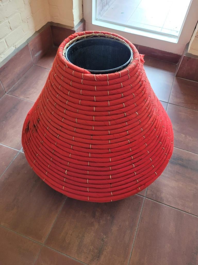 Afrikaanse gevlochten planten mand 50 cm hoog 65 cm breed, Ophalen of Verzenden, Rond