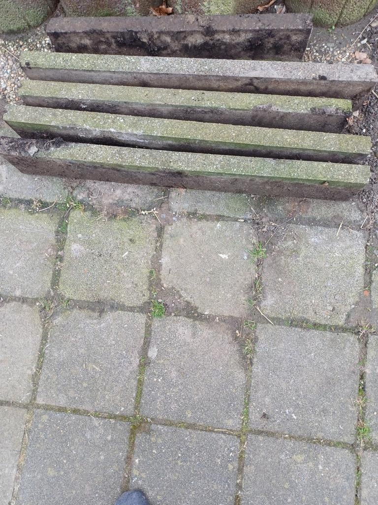 Opsluitbanden gratis., Ophalen, Beton, Minder dan 5 m², Overige typen