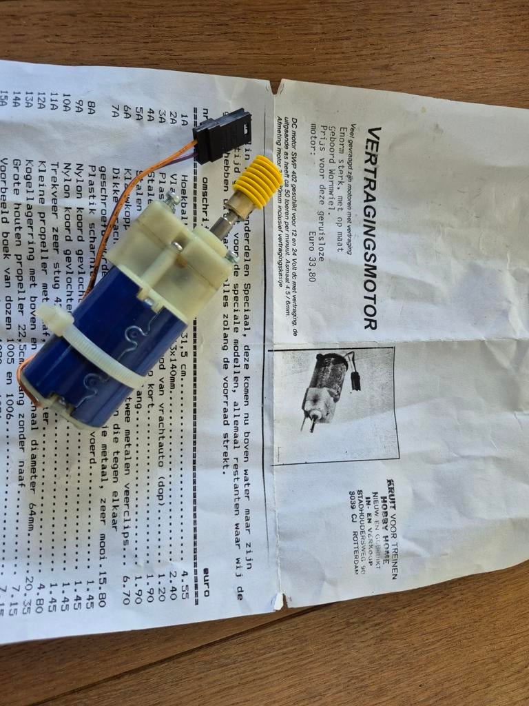 Vertragingsmotor voor modelbouw, Ophalen