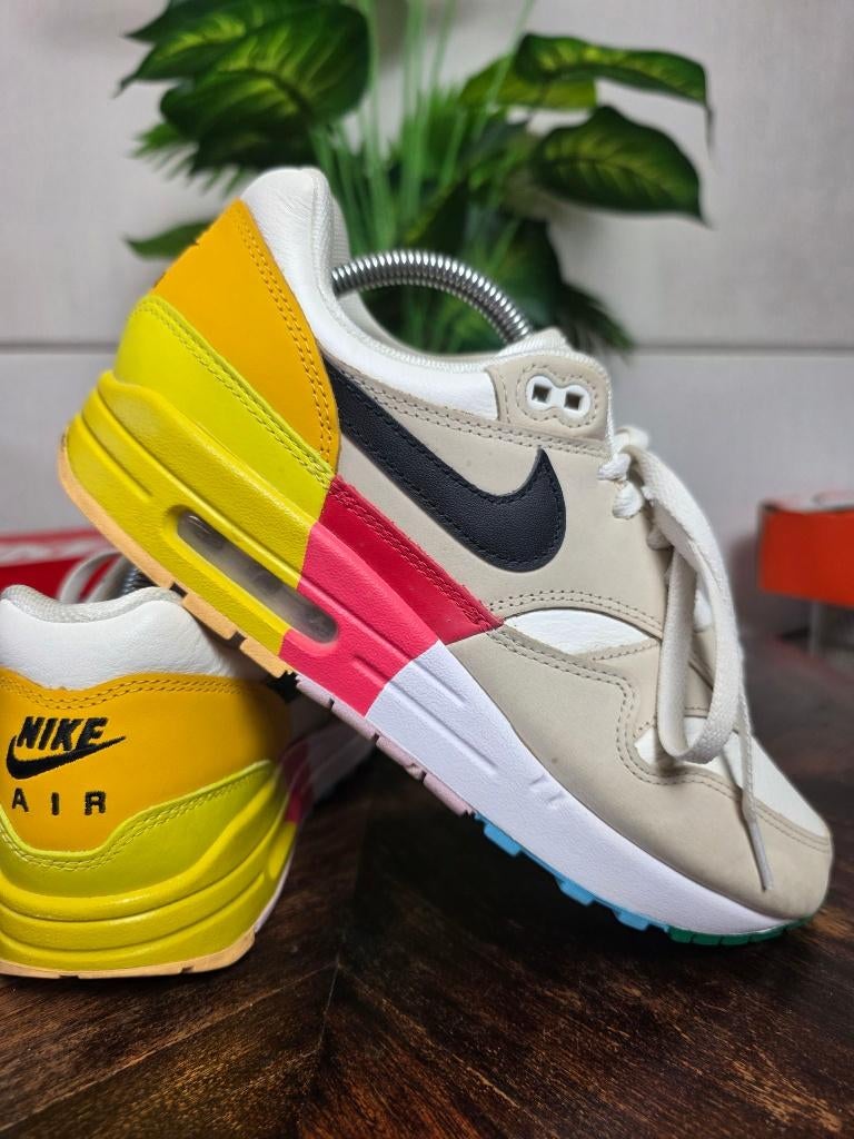 Nike Air Max 1 Multi-Color maat 42, Geel, Nike, Ophalen of Verzenden, Nike