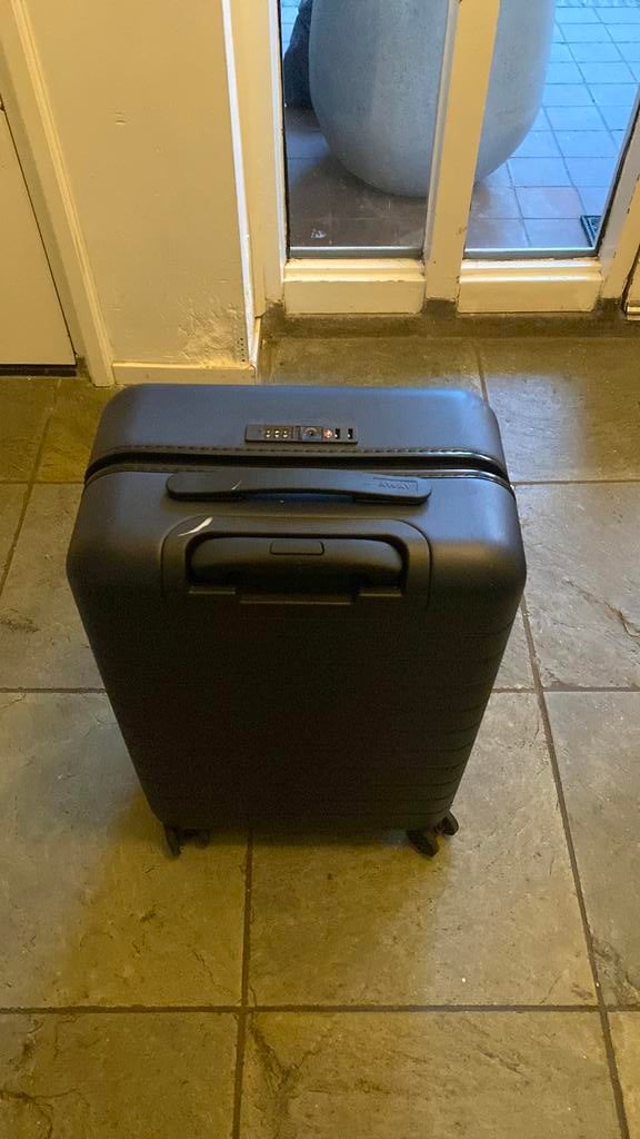 Away rolkoffer medium/large, Sieraden, Tassen en Uiterlijk, Koffers, Ophalen of Verzenden, Zo goed als nieuw, Hard kunststof