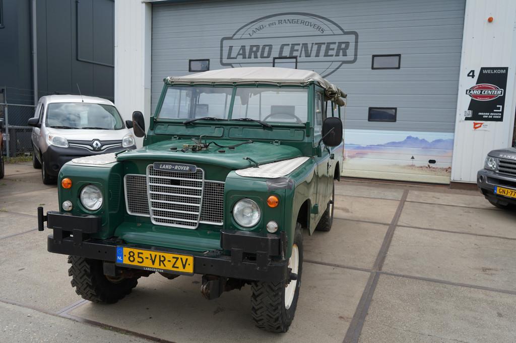 Land Rover 109 serie 3 (bj 1982), Auto's, Oldtimers, Bedrijf, Te koop, Land Rover, Diesel, SUV of Terreinwagen, Handgeschakeld