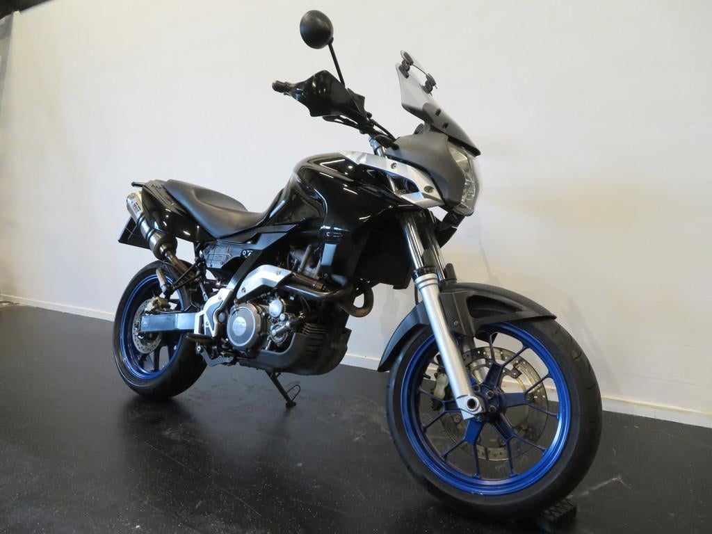Aprilia PEGASO 650 STRADA ALL ROAD 35KW! (bj 2005), Motoren, Motoren | Aprilia, Enduro, 660 cc, Bedrijf