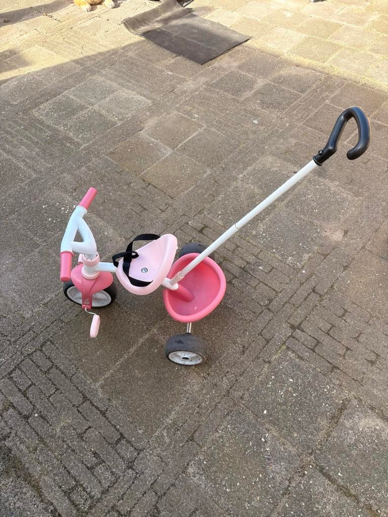 Smoby driewieler roze met duwstang, Fietsen en Brommers, Ophalen, Zo goed als nieuw, Duwstang