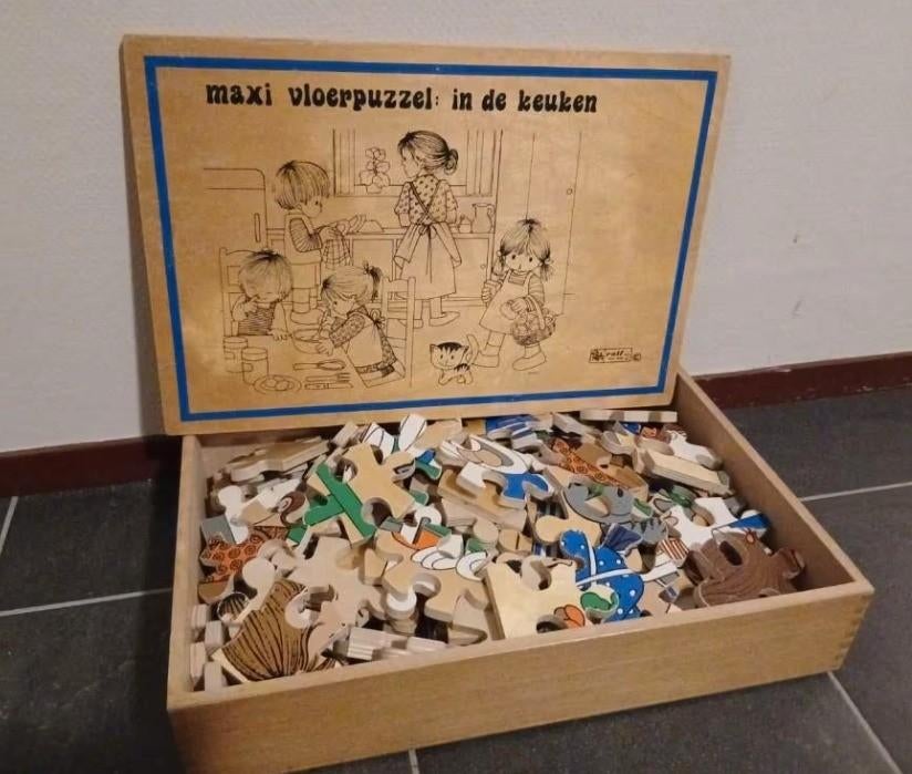 Rolf Maxi Vloerpuzzel in de Keuken - Vintage Houten Puzzel, 2 tot 4 jaar, Gebruikt, 10 tot 50 stukjes, Ophalen of Verzenden