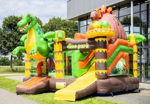 Springkussen Multiplay Dino met glijbaan huren rotterdam, Ophalen, Zo goed als nieuw, Overige