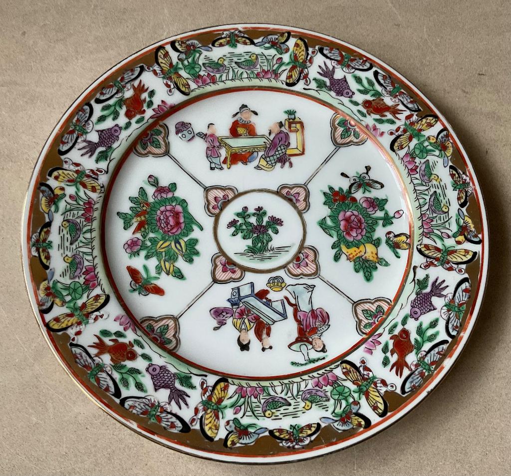 Chinees bord vlinders,vissen,eenden figuren/floraal decor, Verzenden