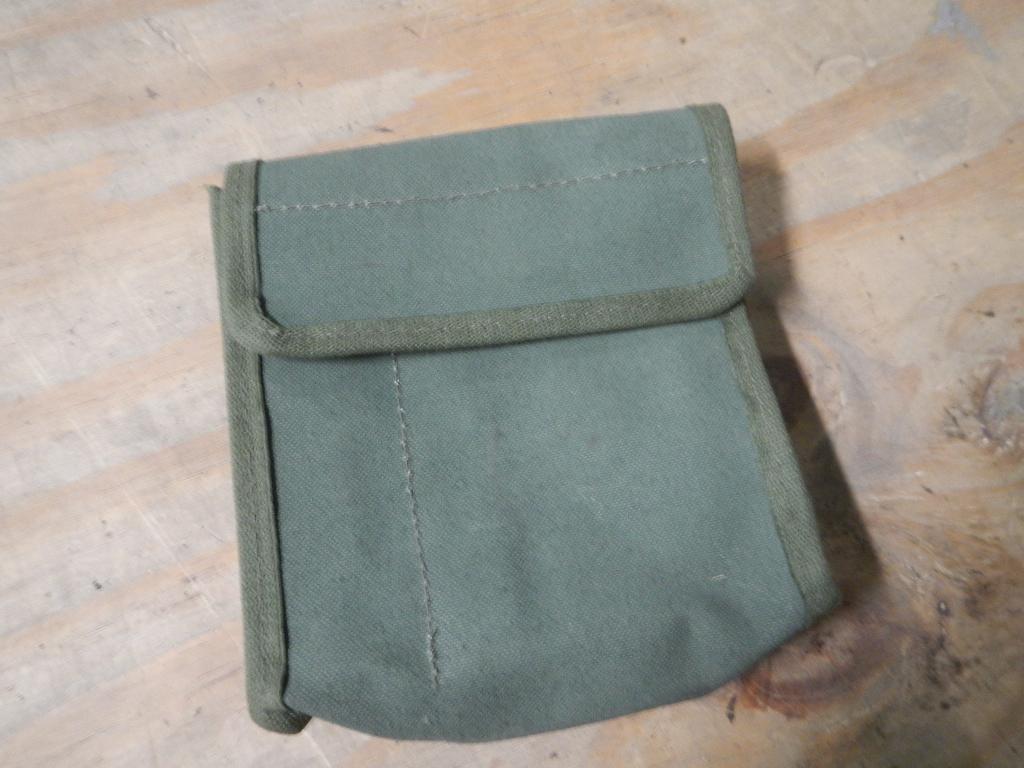 Pouch klein 15x15x4 cm, Verzamelen, Militaria | Algemeen, Landmacht, Nederland, Ophalen of Verzenden