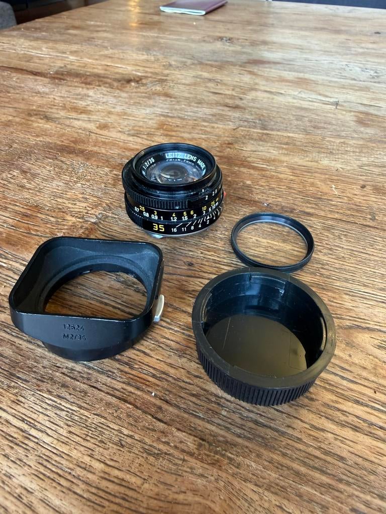 Leica M summicron 35mm 1:2 kob 4th 1980, Ophalen, Zo goed als nieuw, Groothoeklens