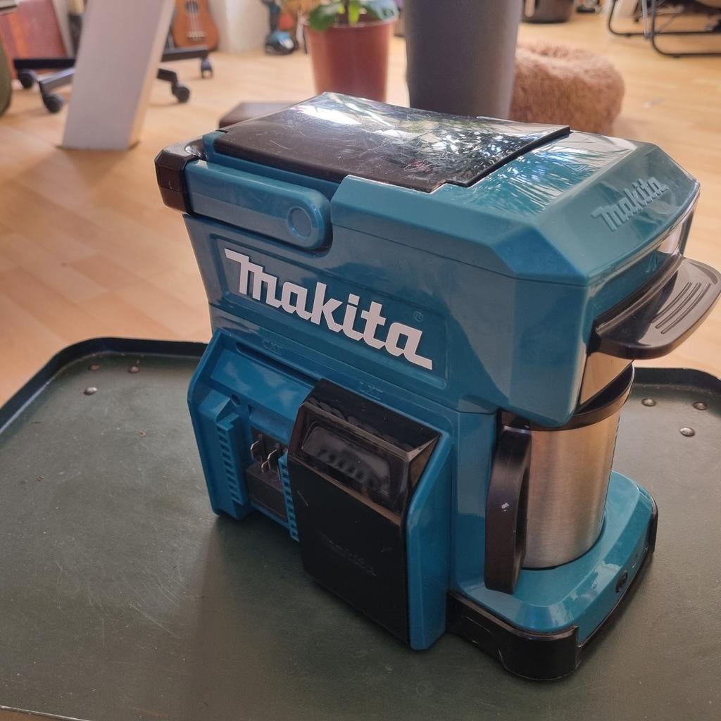 Makita Koffiemachine - Ideaal voor op de bouwplaats!, Ophalen of Verzenden, Zo goed als nieuw